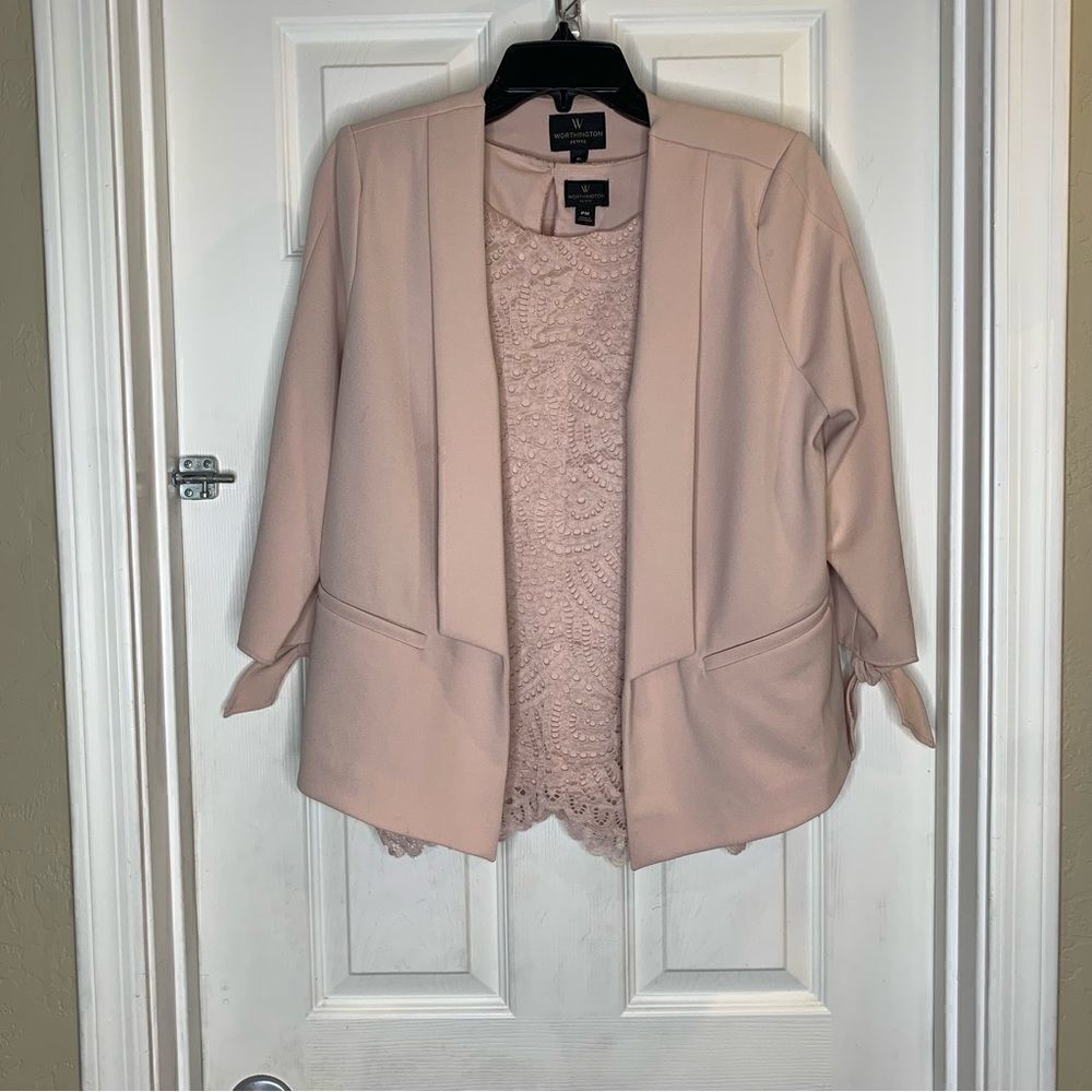 Worthington Pale Pink Skirt Suit Set Jacket/Tank/Skirt Petite